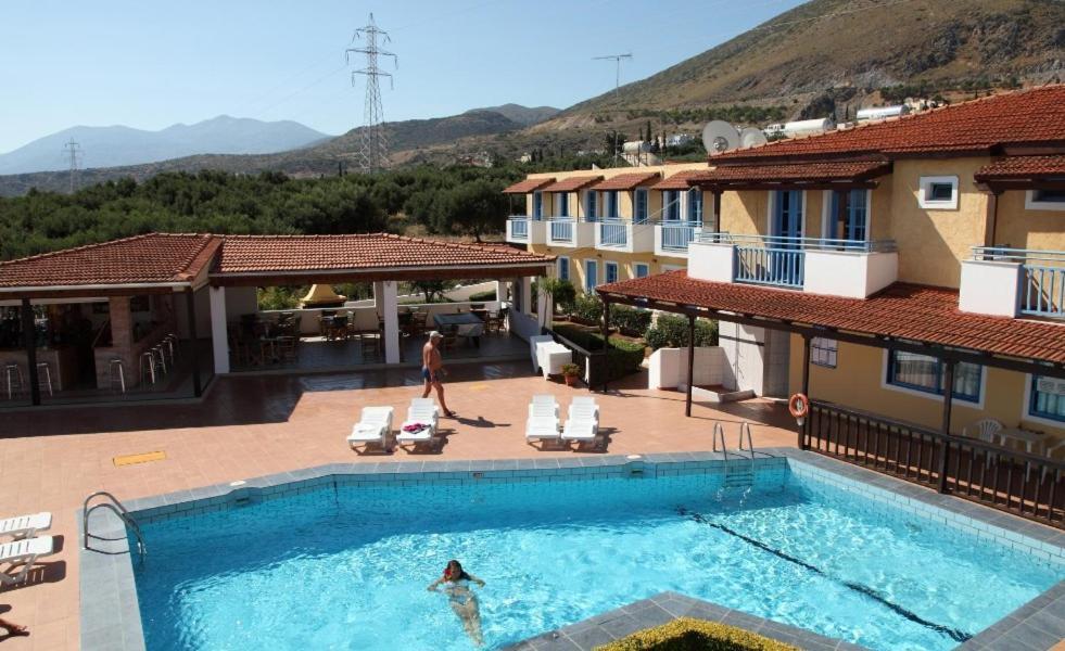 Mareva Hotel Apartments Hersónissos Extérieur photo